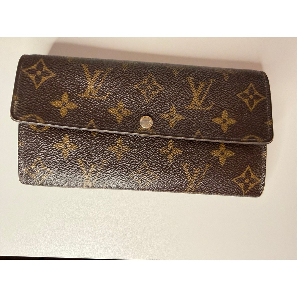 Louis Vuitton Monogram Canvas Sarah Wallet circa 2010
